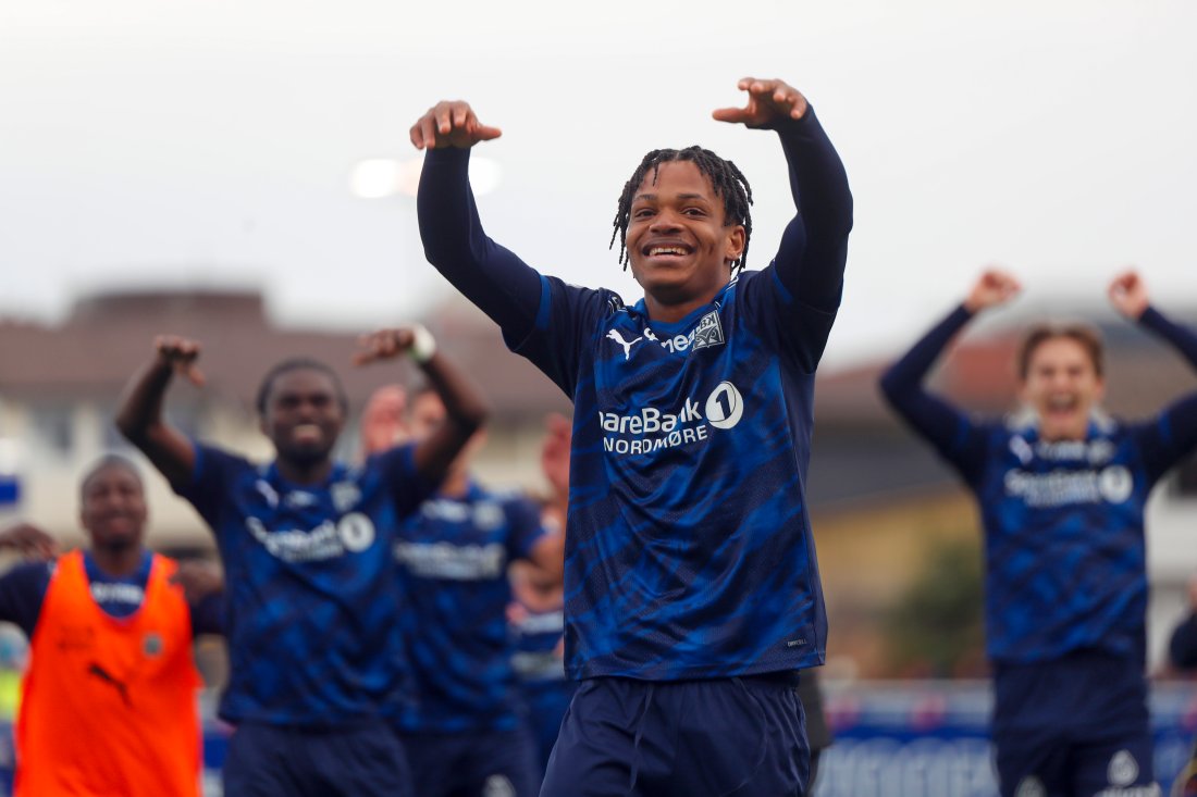 <em>Promise Meliga scoret tre mål på ni kamper på lån i Kristiansund. Her fra da han scoret to mot Brann. Foto: Frederik Ringnes / NTB</em>