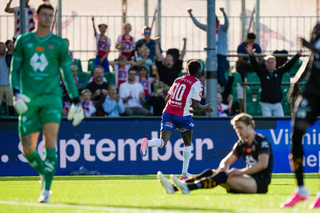 <em>Bilal Njie leverte fra øverste hylle da han sendte Kåffa i ledelsen. Foto: Javad Parsa / NTB</em>