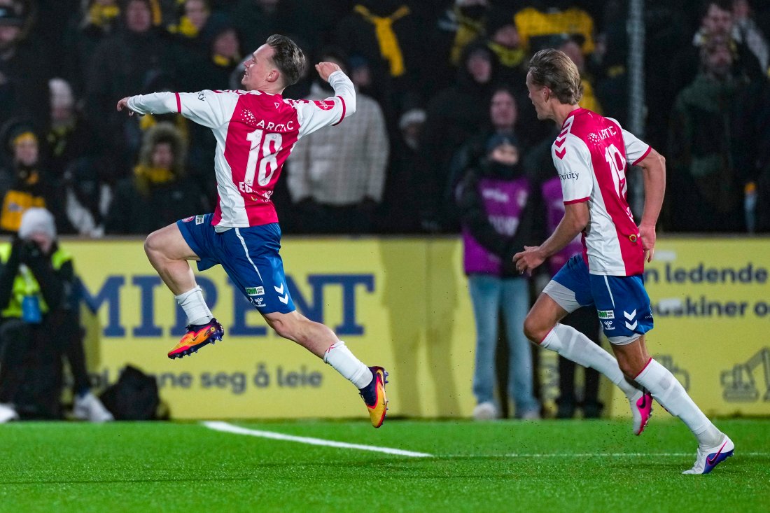 <em>Rasmus juble for sitt første mål i Eliteserien for KFUM. Foto: Terje Bendiksby / NTB</em>