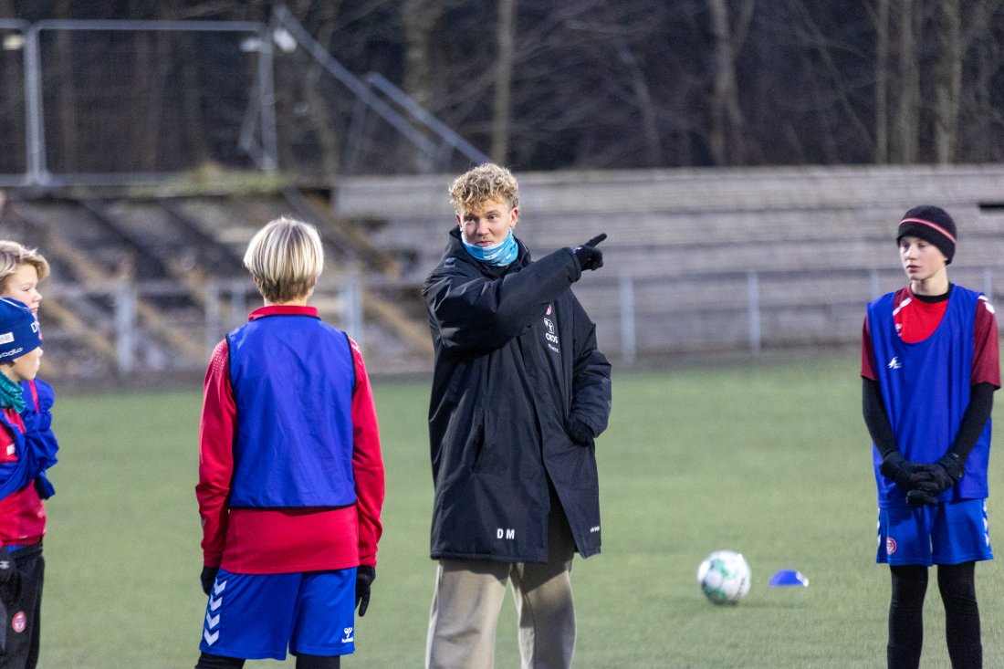 <em>Simen Hestnes</em>